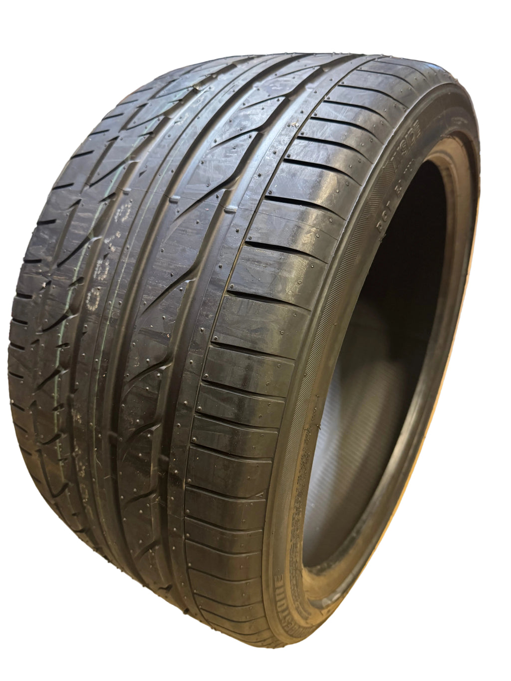 NOS BRIDGESTONE POTENZA S001 BSW P 295 35 20 101Y UHP SUMMER TIRE 144951