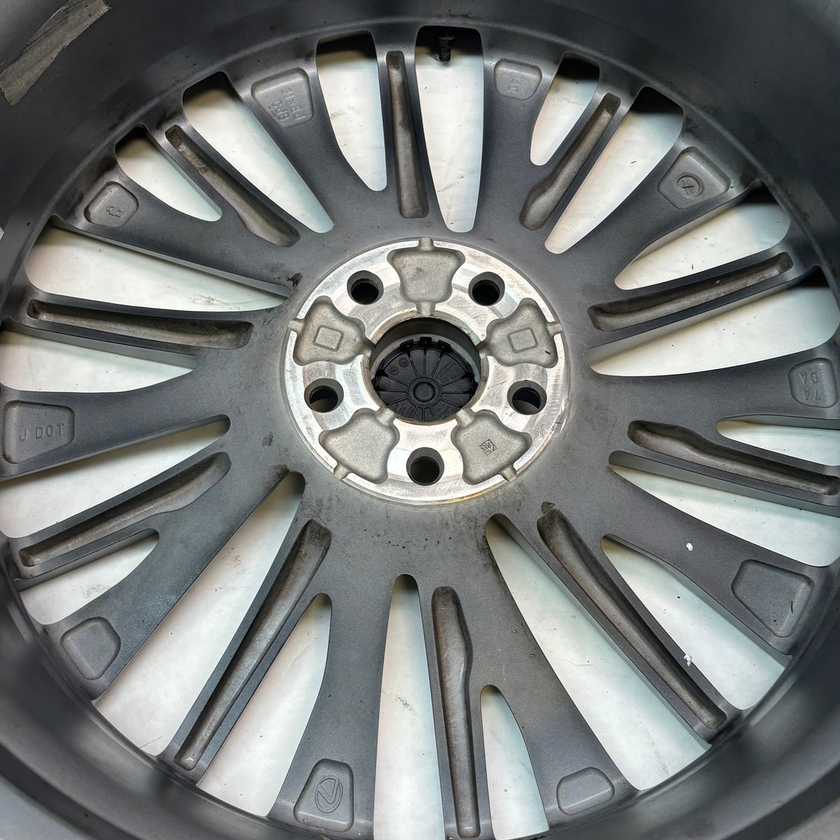 USED 21" LEXUS RX350 23-24 21X8 20 SPOKE MACHINED BLACK ORIGINAL OEM WHEEL RIM