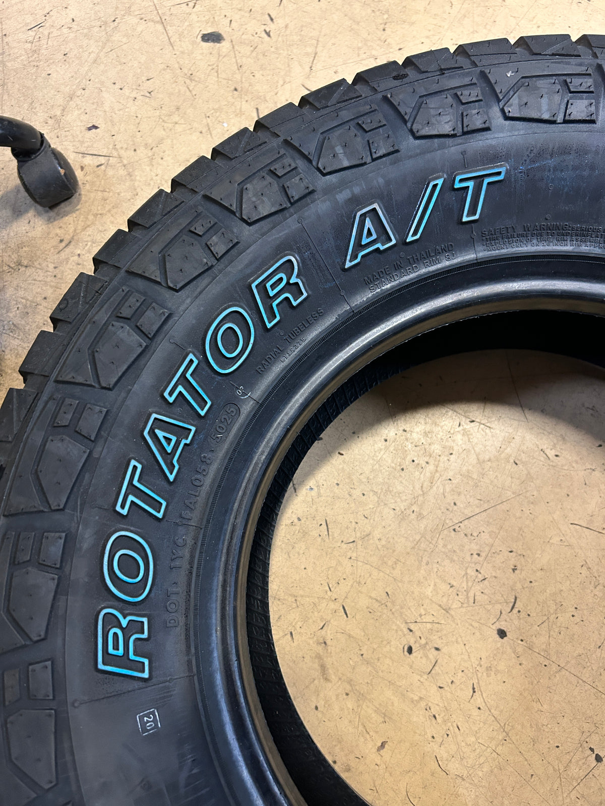 EVOLUXX ROTATOR A/T OWL P 265 70 16 112T ALL TERRAIN TIRE 221021061