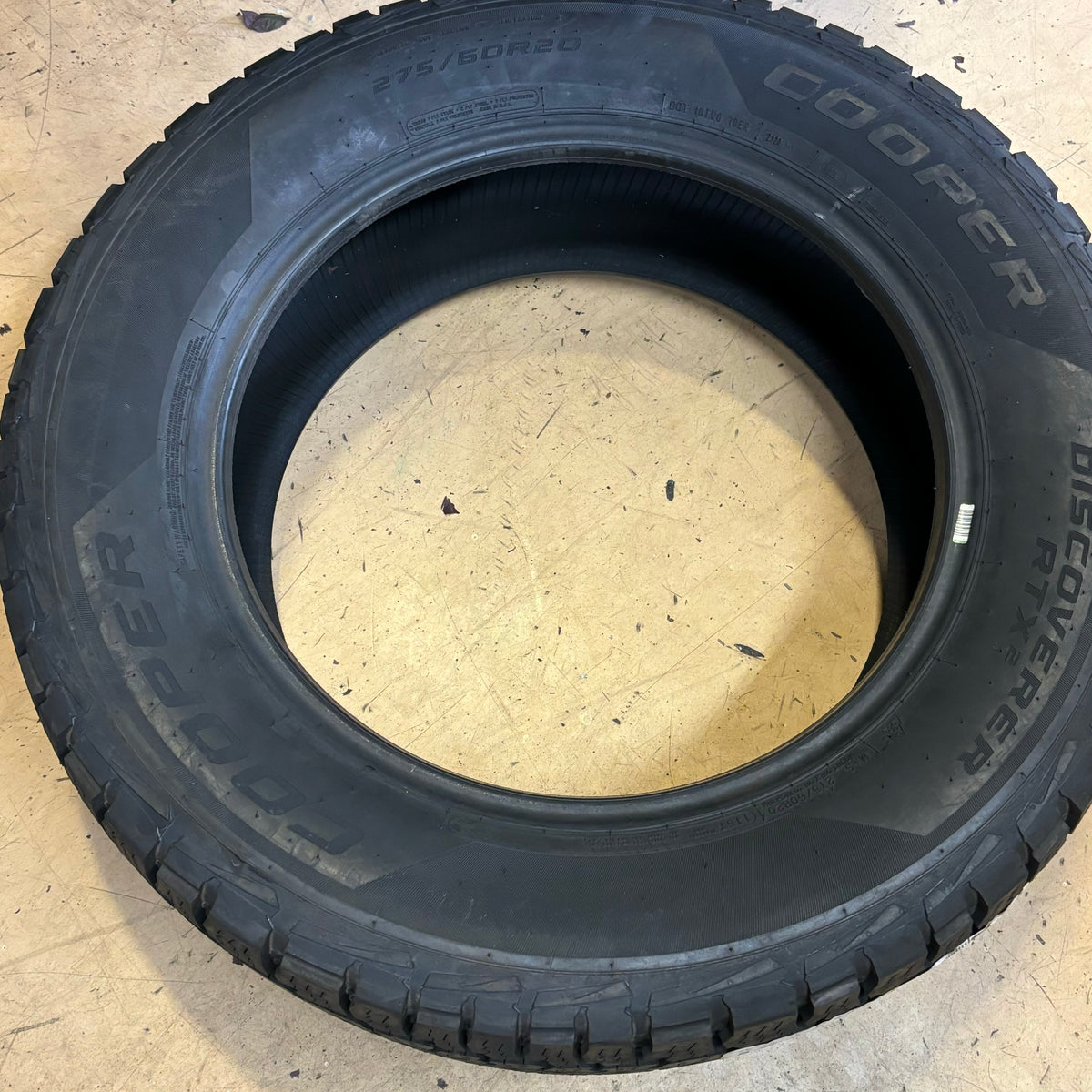 COOPER DISCOVERER RTX2 BSW P 275 60 20 115T SL ALL TERRAIN TIRE 90000082080