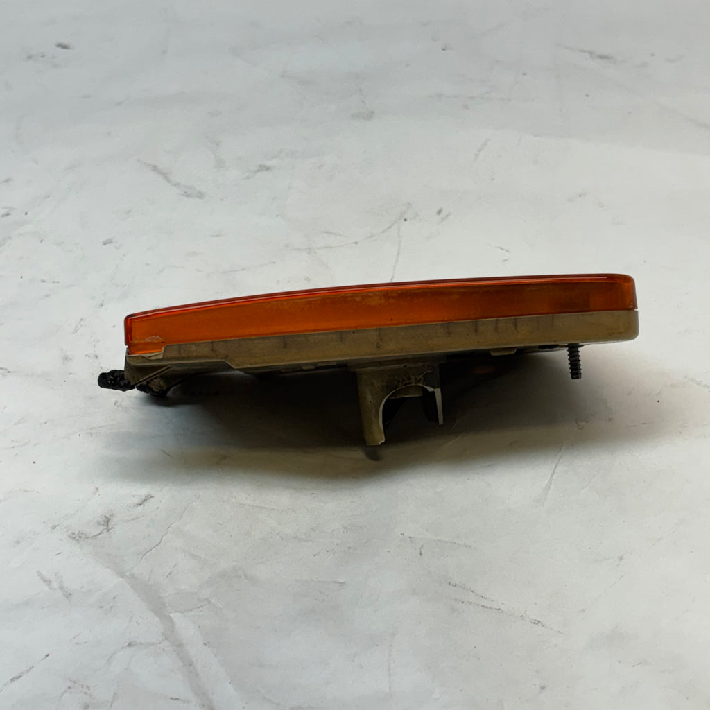 USED GENUINE PORSCHE FRONT MARKER AMBER LIGHT 96463141000