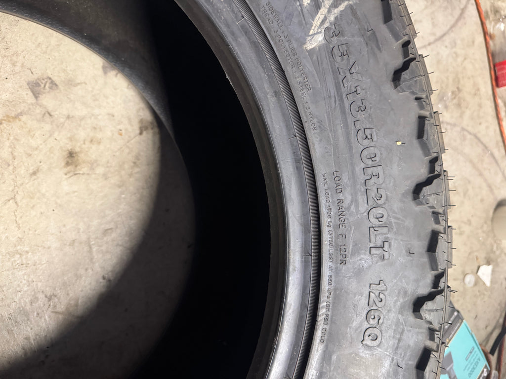 VENOM POWER TERRA HUNTER R/T+  BSW LT 35 13.5 20 126Q 12PLY RUGGED TERRAIN TIRE TVPRT39