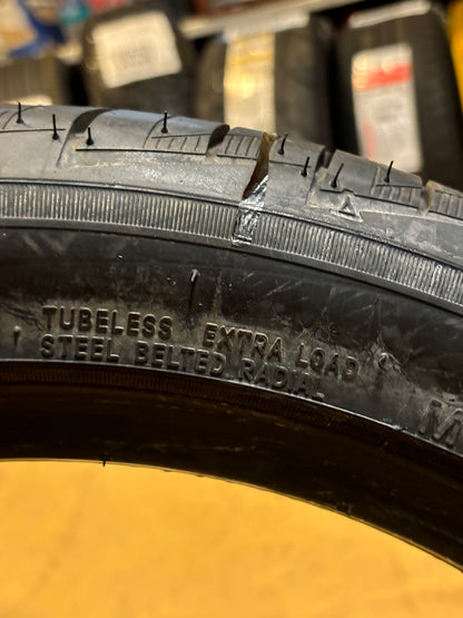 NEW OLD STOCK NITTO MOTIVO P 245 40 18 97Y XL UHP TIRE 210210