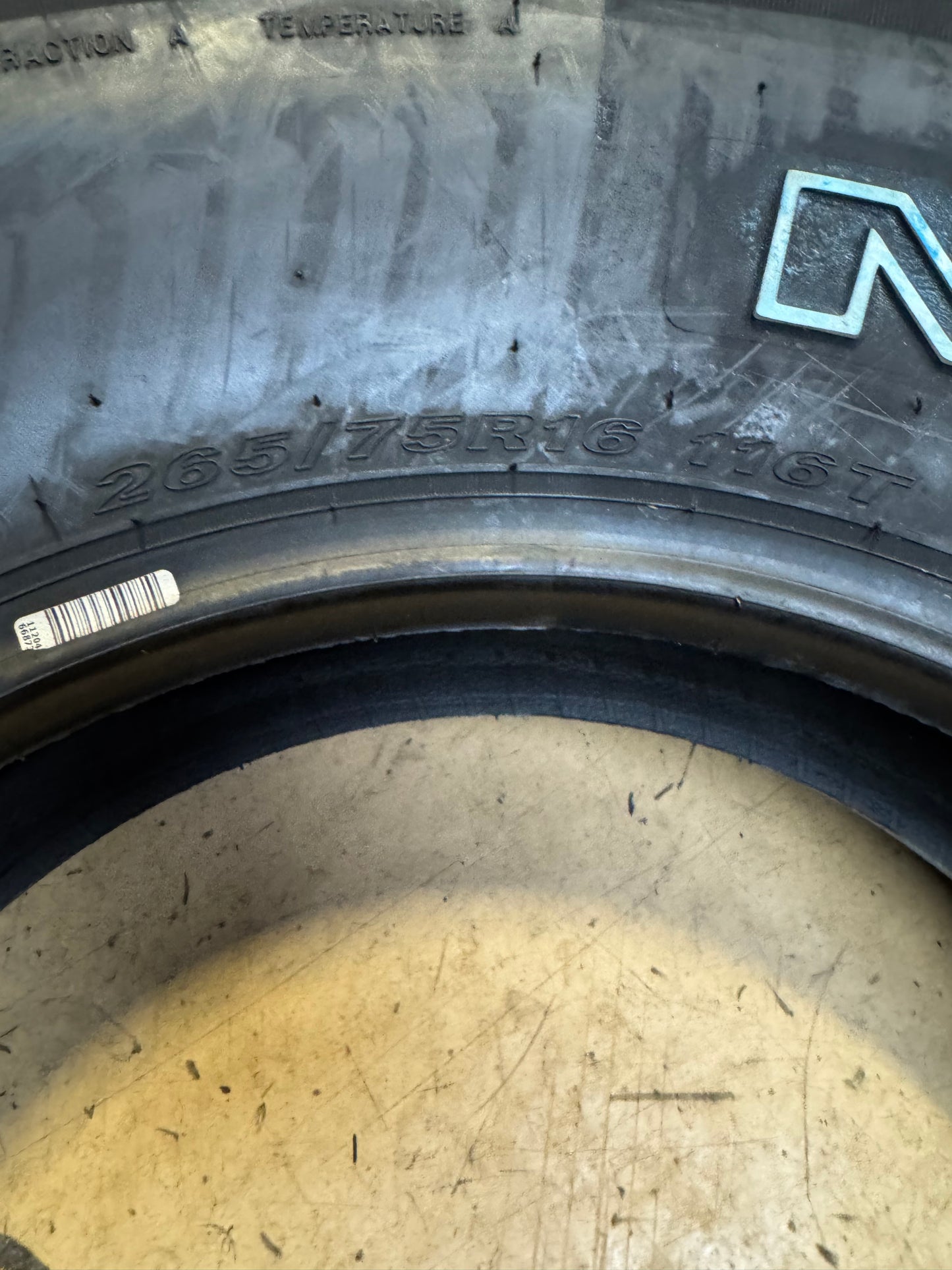 NOS NEXEN ROADIAN HTX RH5 OWL P 265 75 16 116T HIGHWAY TERRAIN TIRE 13127NXK