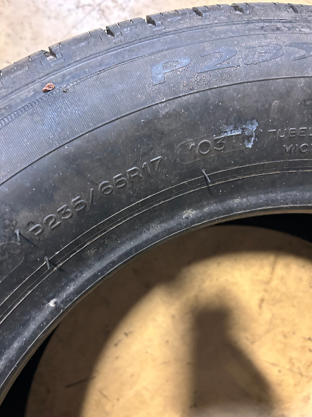 MICHELIN PRIMACY MXV4 BSW P 235 65 17 103T ALL SEASON TIRE 66126