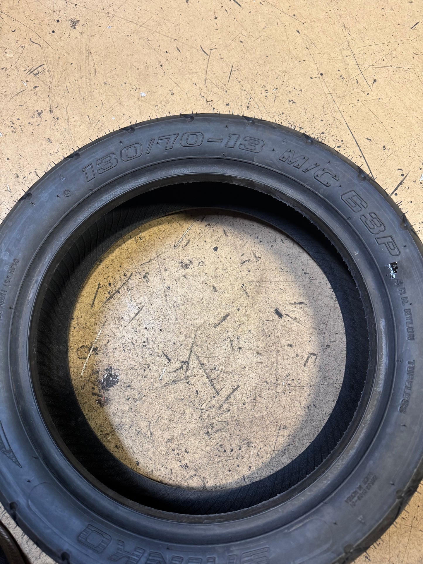 SHINKO SR568 BSW 130 70 13 63P REAR MOTORCYCLE TIRE 874502