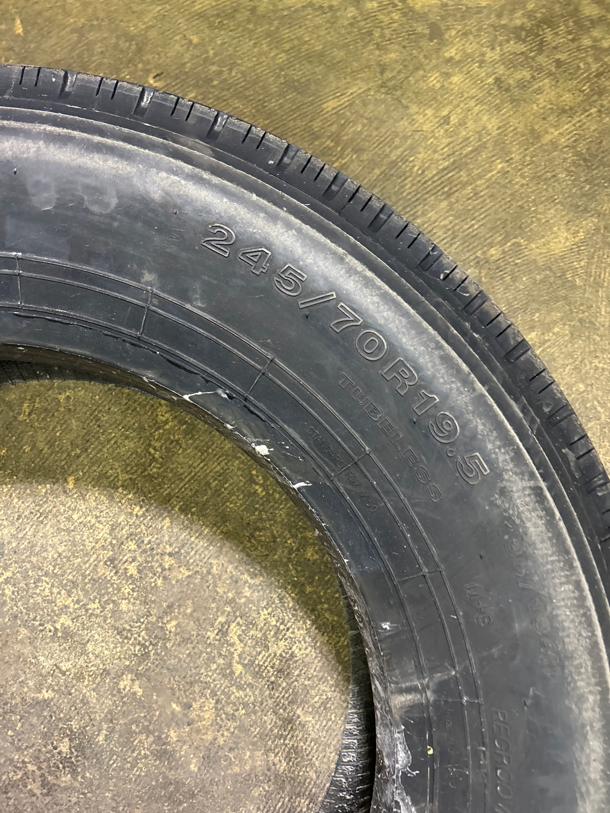 GOODRIDE CR960A BSW  245/70R19.5 136/134M ALL POSITION TIRE TH71263