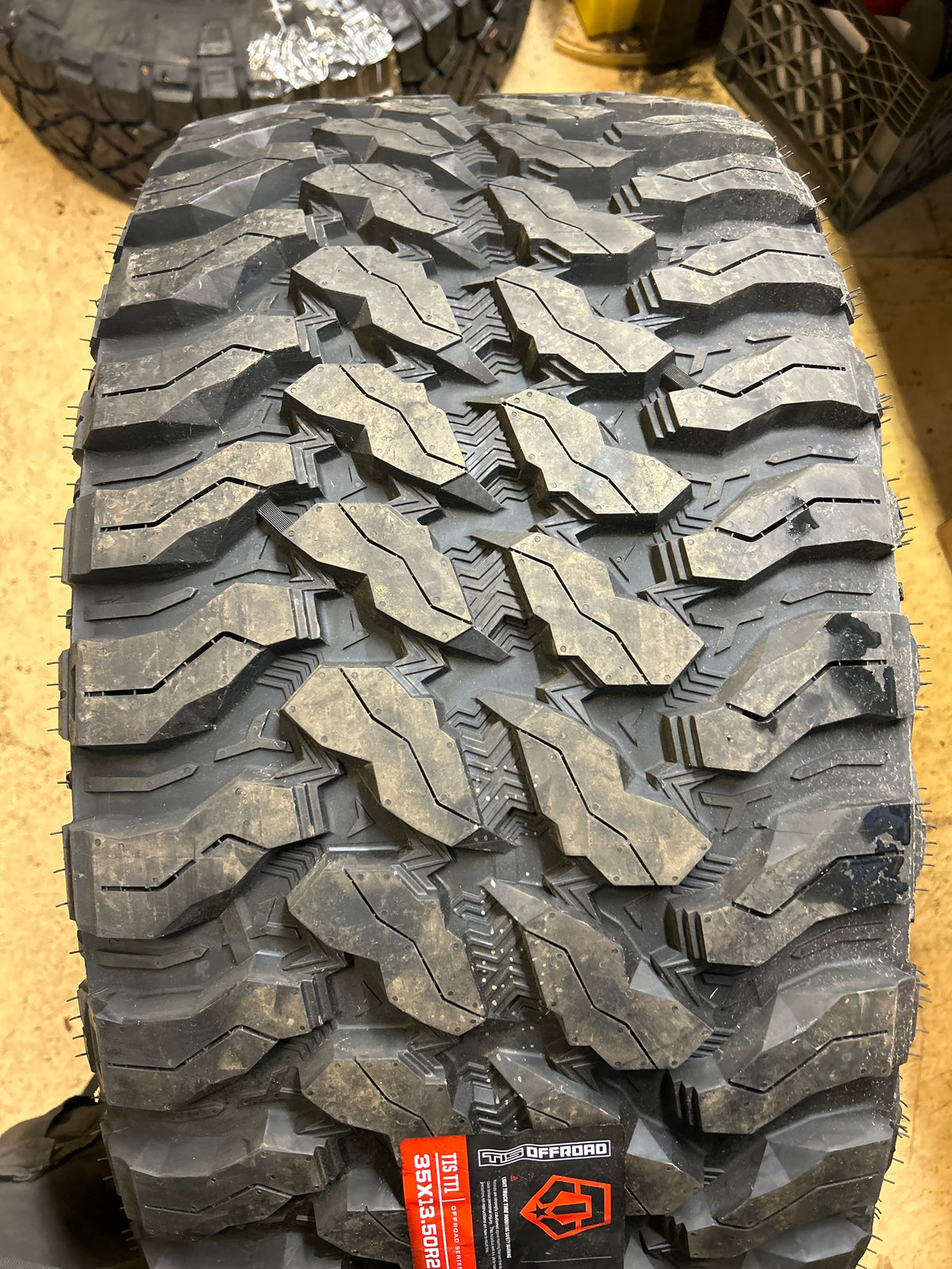 HERCULES TIS OFFROAD TT1 BSW LT 35 13.50 26 118Q MUD TERRAIN TIRE 98543