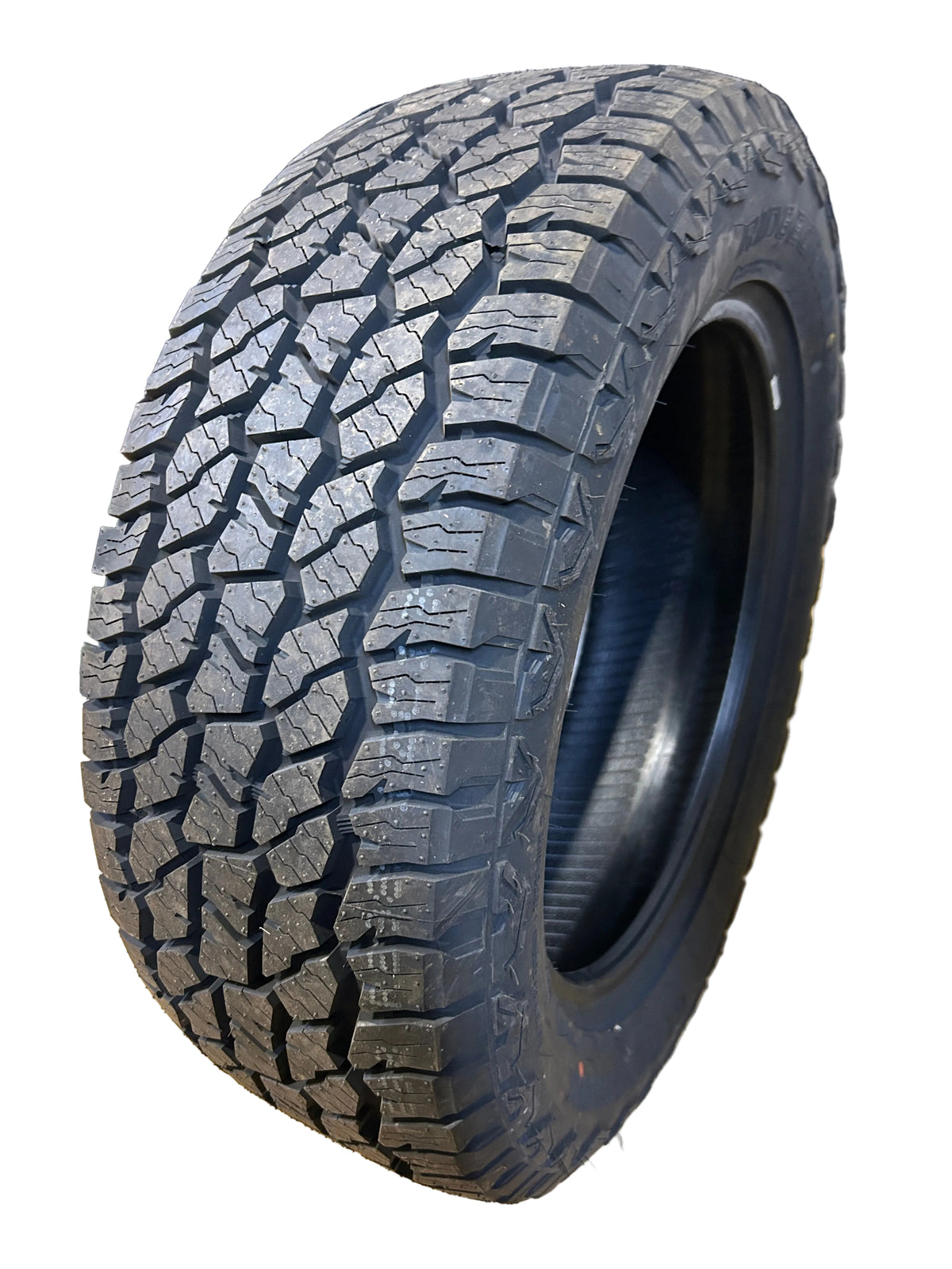 BLACKHAWK RIDGECRAWLER A/T BSW P 235 60 18 107T XL ALL TERRAIN TIRE 1602163K