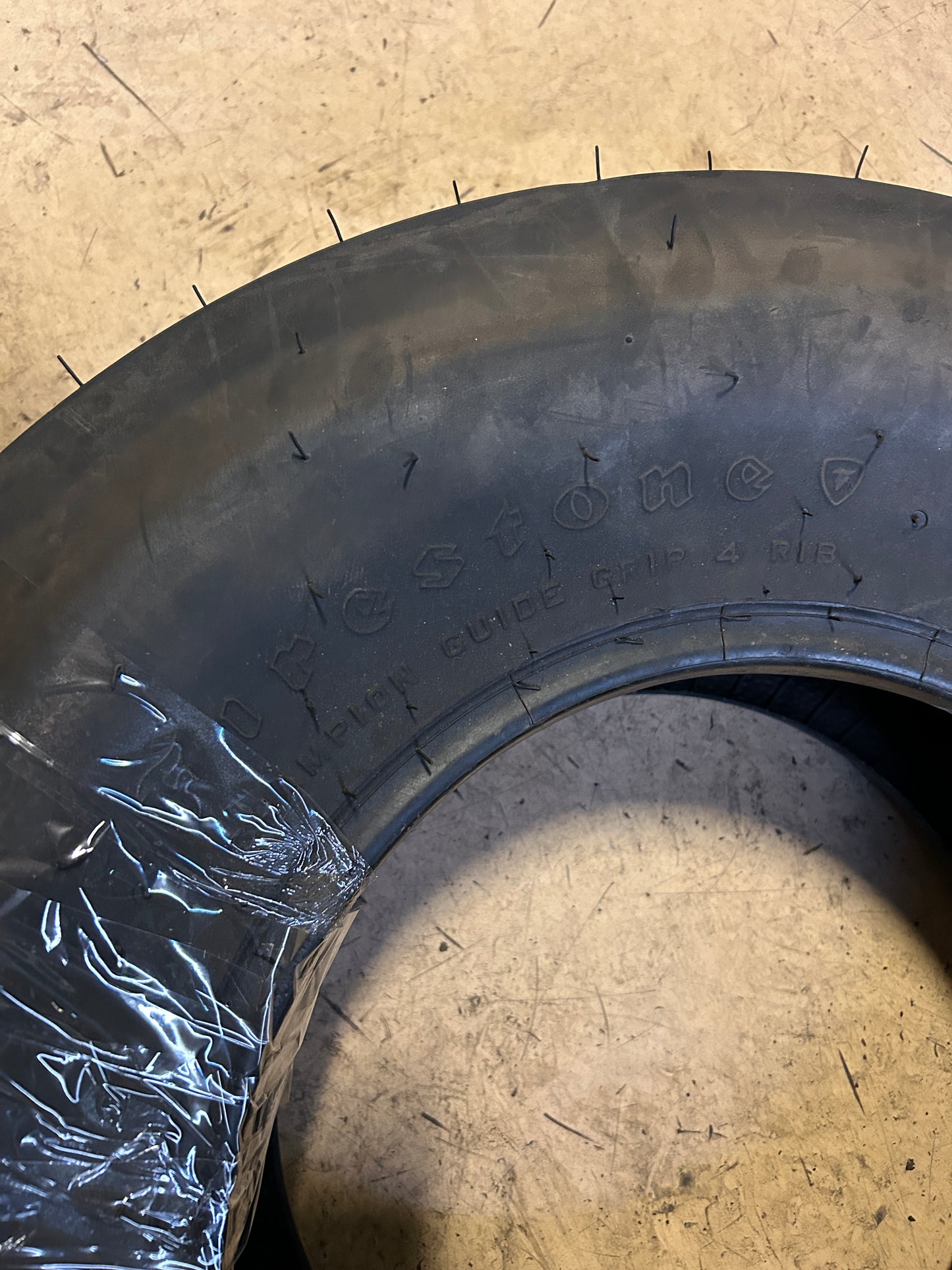 NOS FIRESTONE CHAMPION GUIDE GRIP BSW 9.5L 15 AGRICULTURAL TIRE 008523