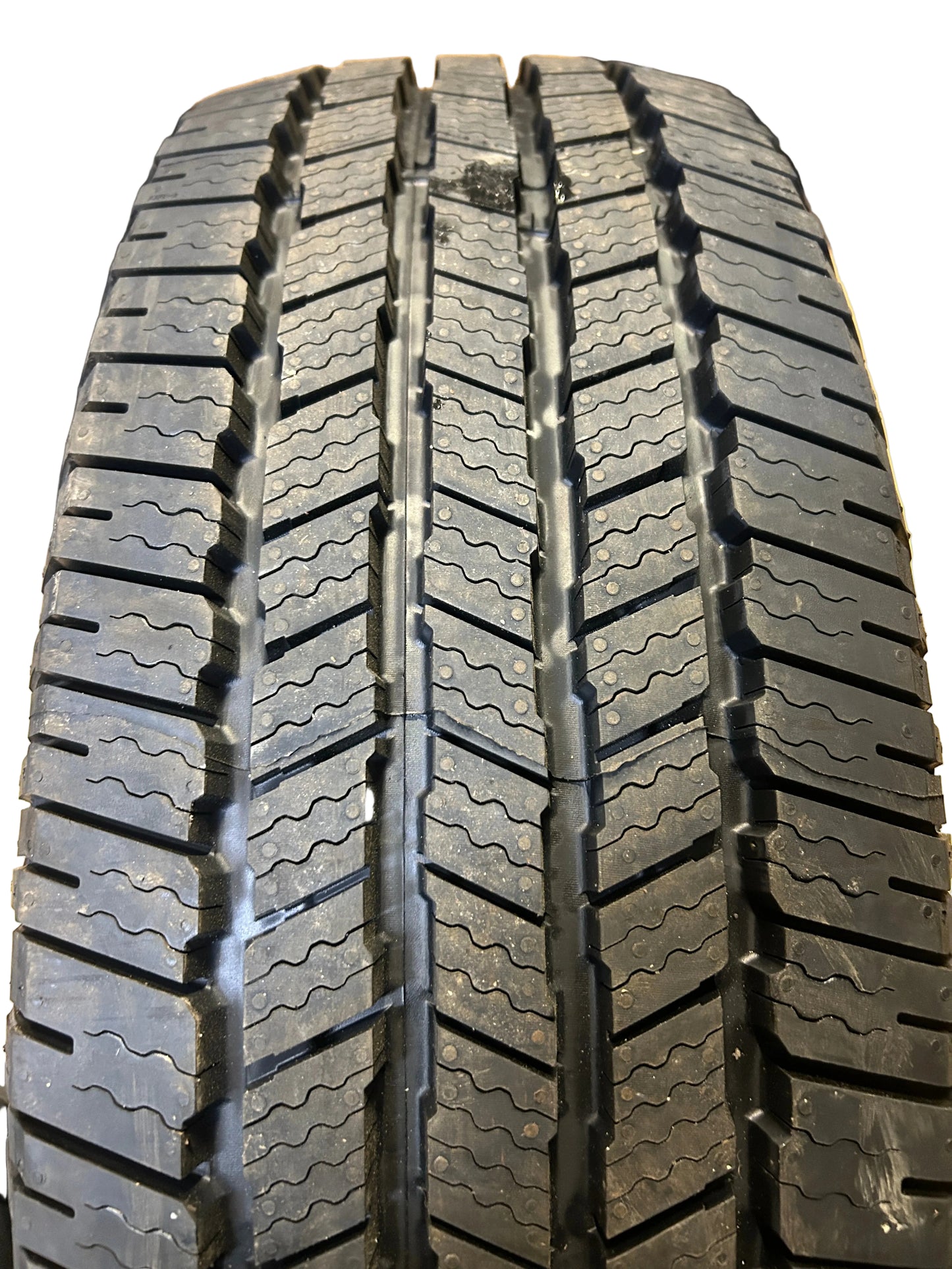 2 MICHELIN DEFENDER LTX M/S 2 OWL P 265 70 17 123/120S 10PLY TIRE 45468
