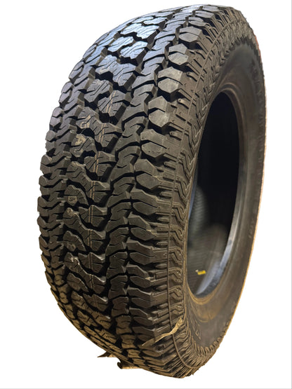 2 NOS KUMHO ROAD VENTURE AT51 BSW LT 275 65 20 126/123R 10PLY TIRE 2177763