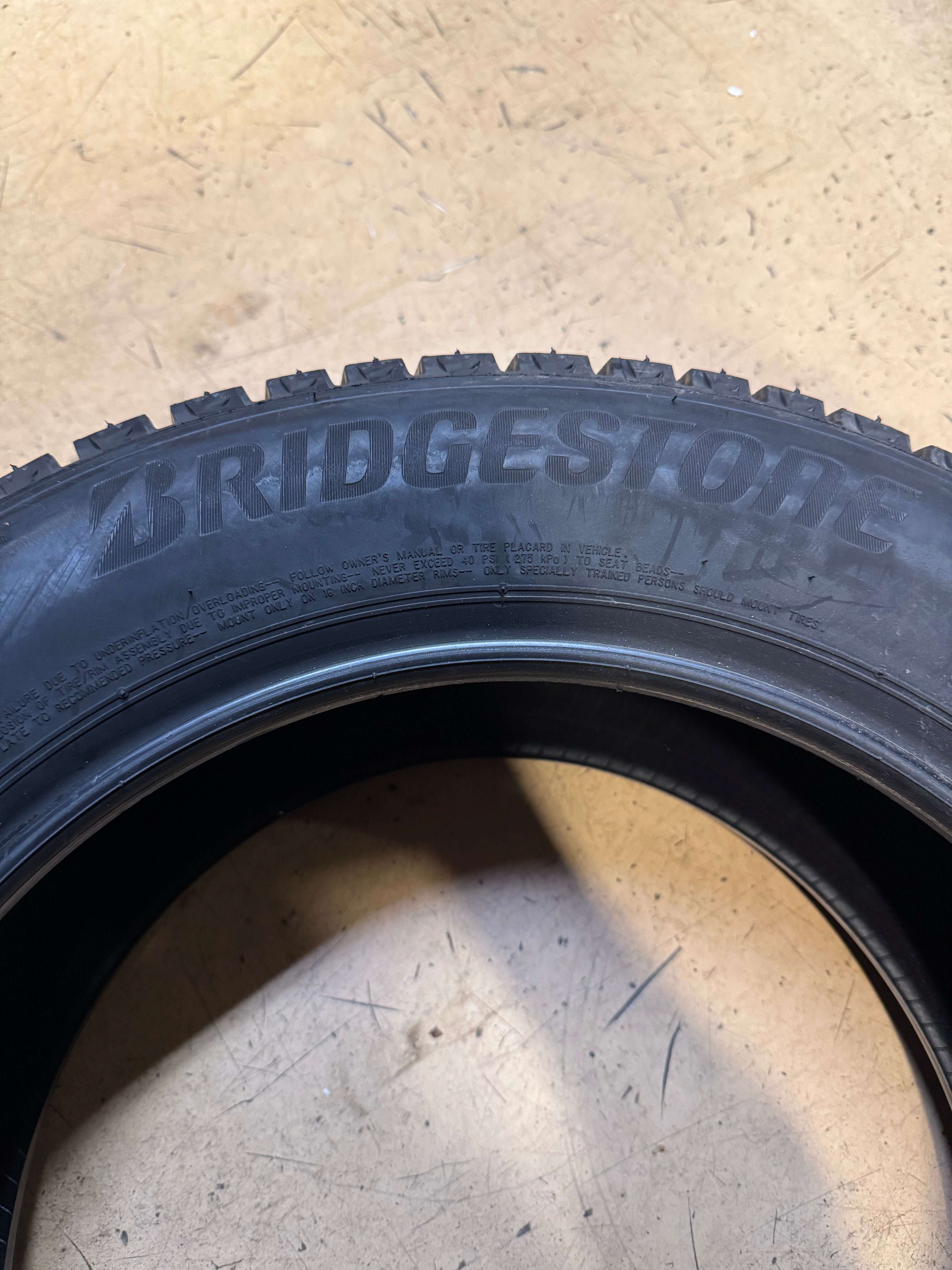 4 BRIDGESTONE BLIZZAK WS90 BSW STUDLESS P 205 60 16 92H WINTER TIRE 001138