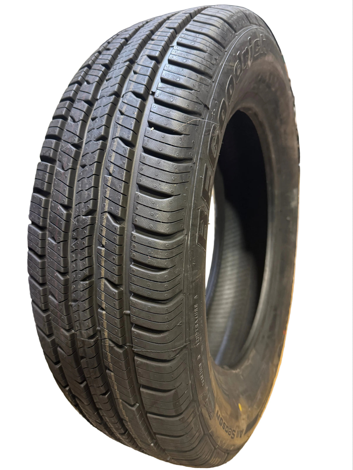 2 NOS BFGOODRICH ADVANTAGE CONTROL A/S BSW P 215 65 17 99H ALL SEASON TIRE 73126