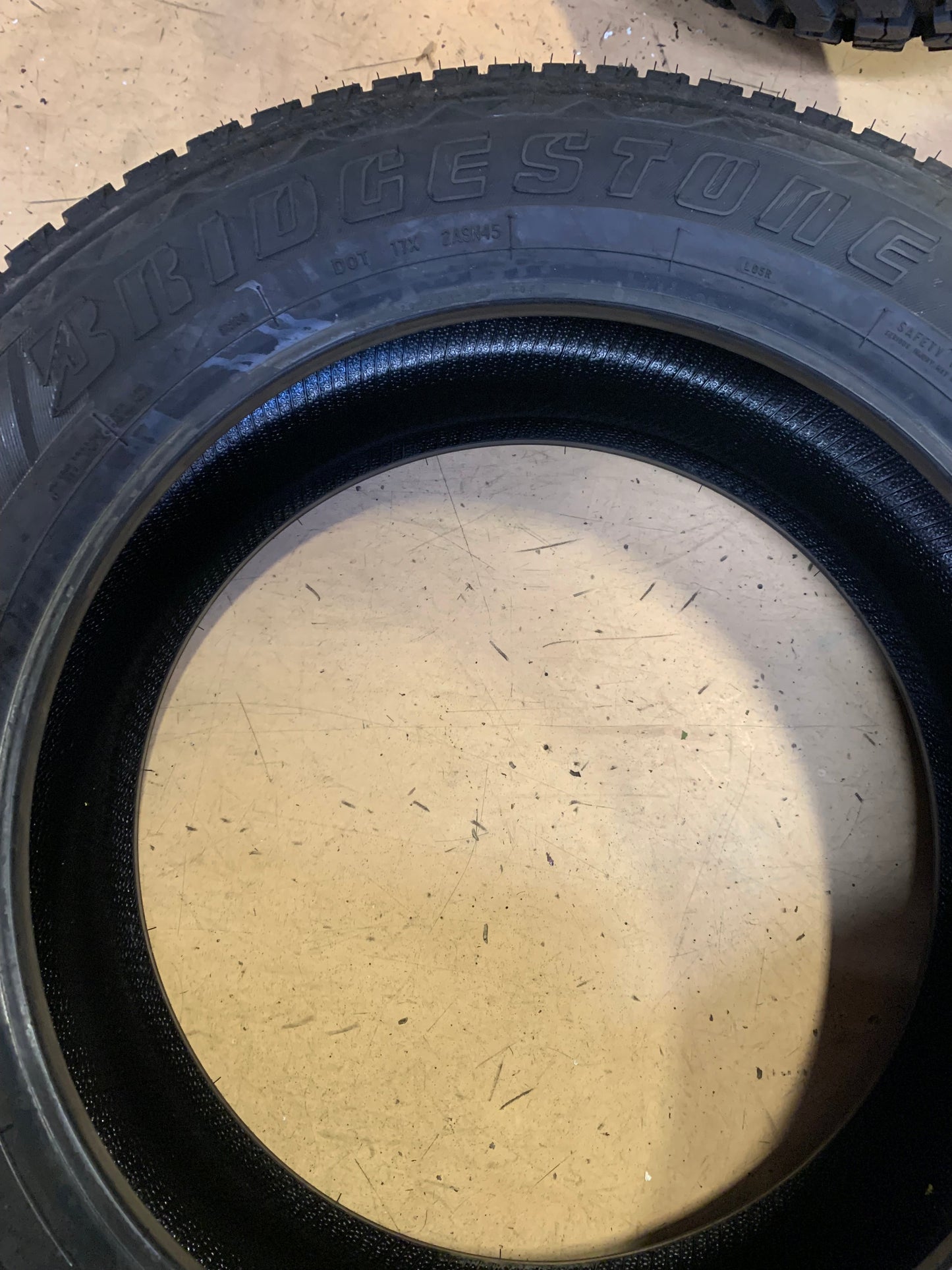 BRIDGESTONE  DUELER H/L ALENZA BSW P  275 55 20 111S ALL SEASON TIRE 053967