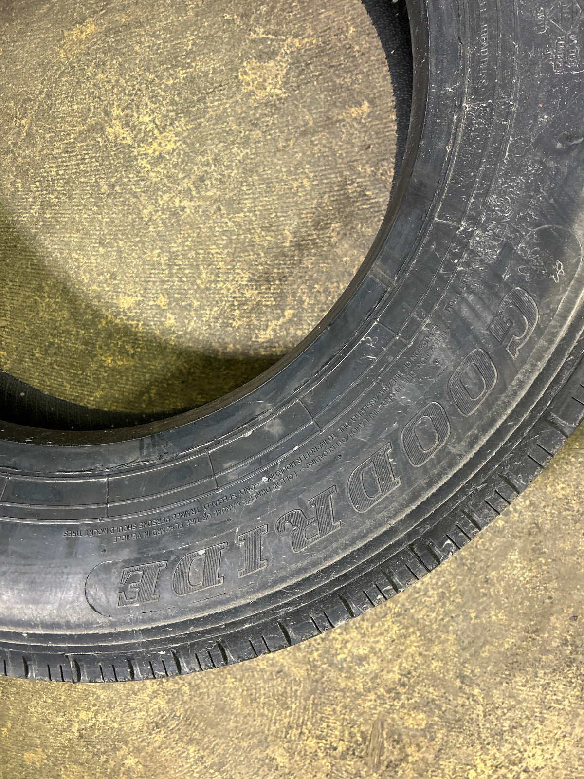 GOODRIDE CR960A BSW  245/70R19.5 136/134M ALL POSITION TIRE TH71263