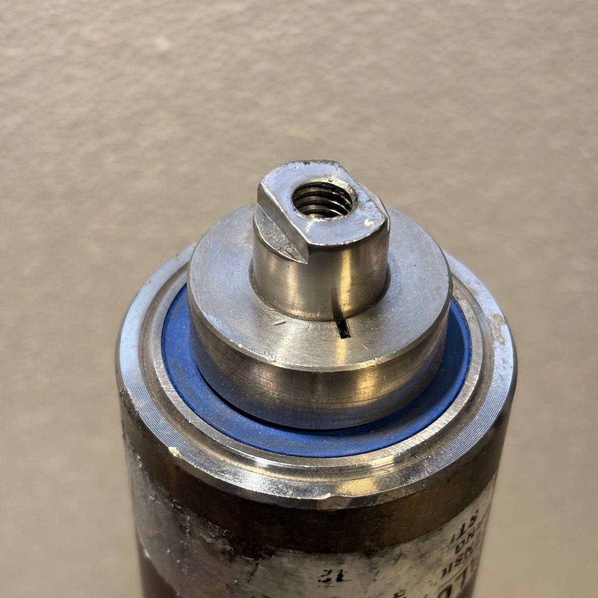 MILNOR TENSION ROLLER 42W SS-BEARING ALC50060A