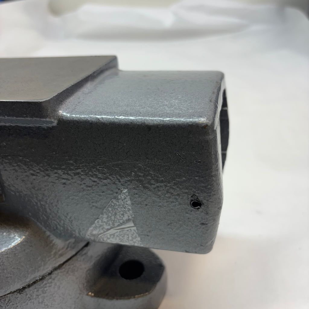 WILTON MECHANICS VISE 8” JAW WITH SWIVEL BASE 21800
