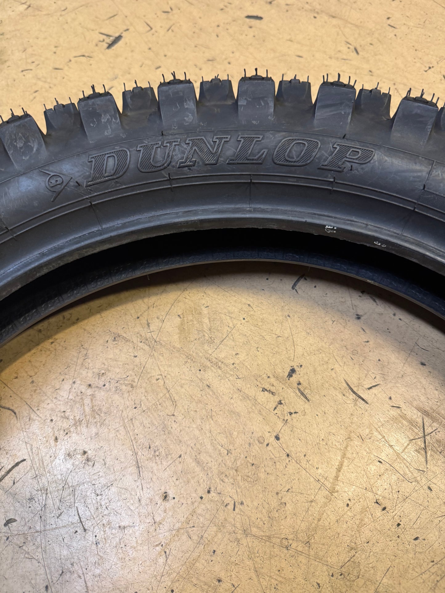 DUNLOP GEOMAX MX33 BSW  120 90 18 65M REAR MOTORCYCLE TIRE 45234117