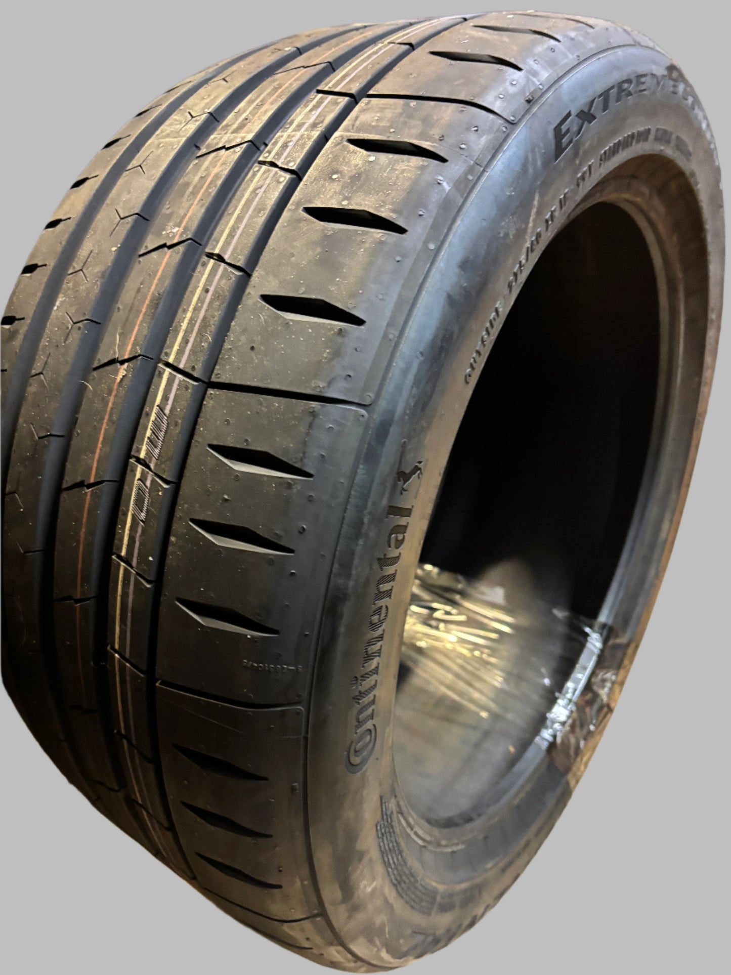 CONTINENTAL EXTREMECONTACT SPORT 02 P 275 40 18 99Y SL TIRE 03125220000
