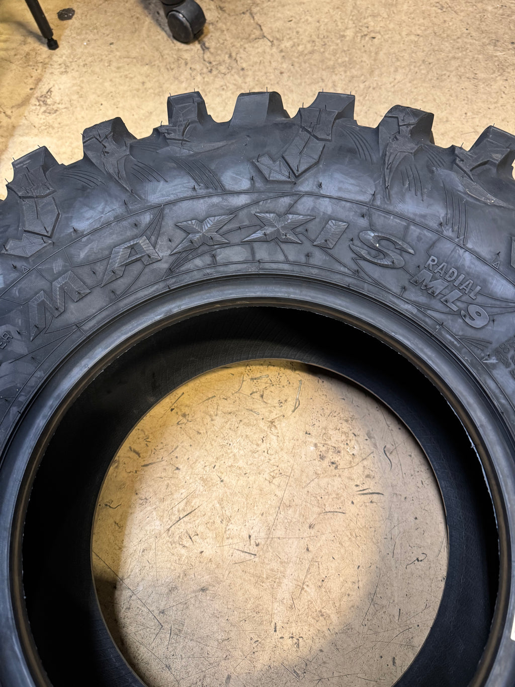MAXXIS ML9 CARNIVORE RT BSW AT 32 10 14 8PLY AT/UTV TIRE TM00435900