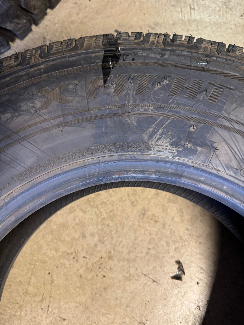 2 DOT NOS LAUFENN X FIT HT BSW LT 265 70 17 121/118S 10PLY ALL SEASON TIRE 2020475