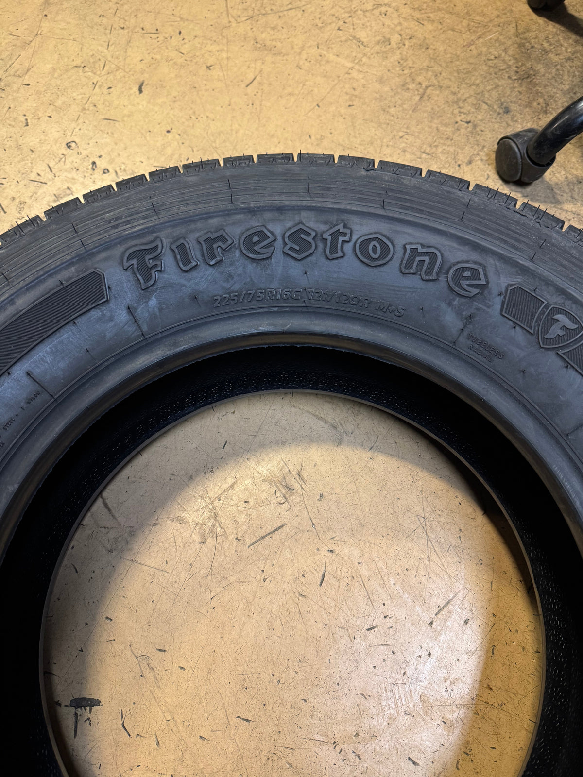 2 FIRESTONE TRANSFORCE CV2 P 225 75 16C 121/120R 10PLY VAN TIRE 013906