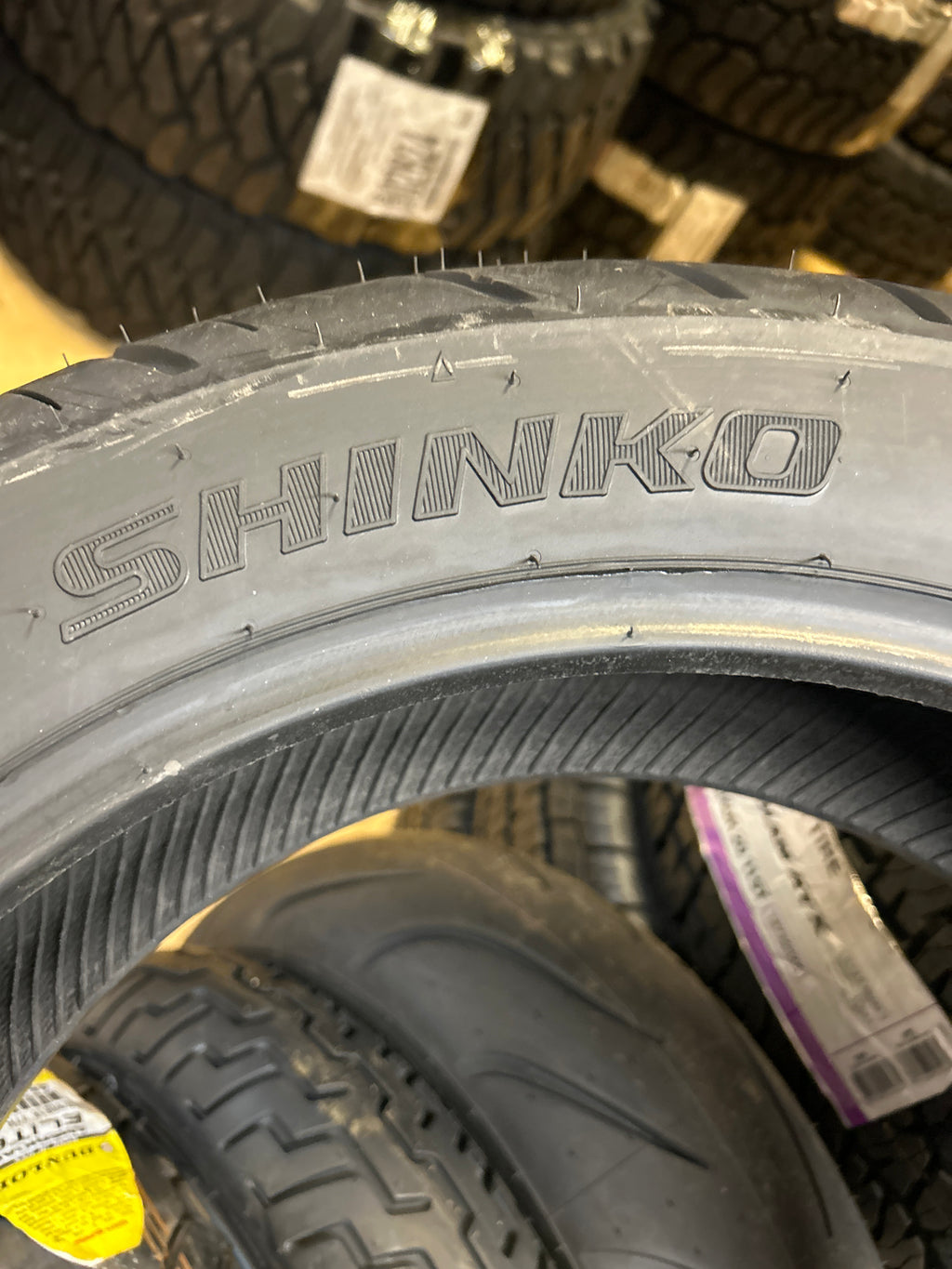 SHINKO SR777 HD 180 65 16 81H REAR MOTORCYCLE TIRE 874809