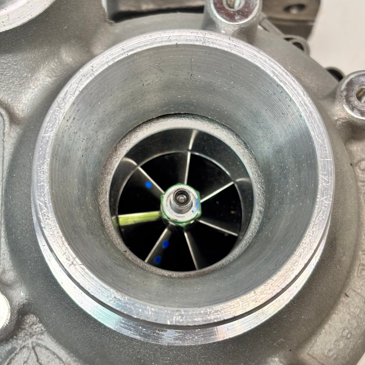 REMAN JOHN DEERE BORG WARNER TURBOCHARGER DAMAGED SE502446