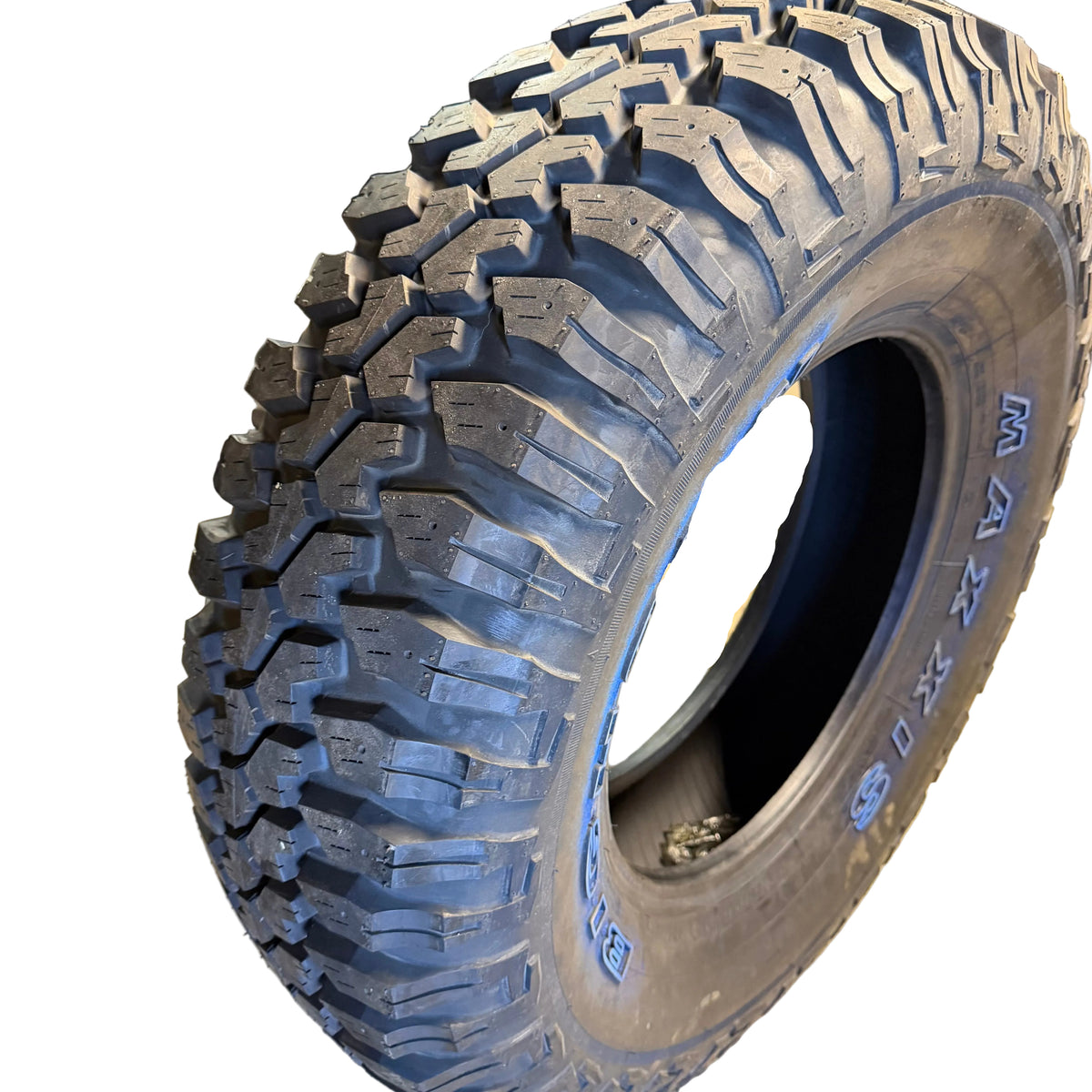NOS MAXXIS BIGHORN MT762 BSW LT 295 70 18 129/126P LRE 10 PLY MUD TIRE ETL00064100