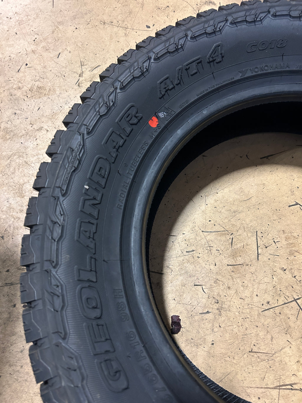 YOKOHAMA GEOLANDAR A/T4 G018 BSW P 215 65 16 98H  ALL TERRAIN TIRE 110101881