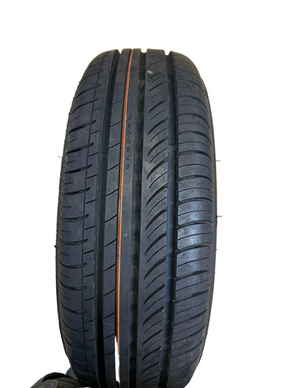 NOS 2 NOKIAN CLINE VAN BSW C 195 65 16 104/102T 8PLY HIGHWAY TIRE T429240