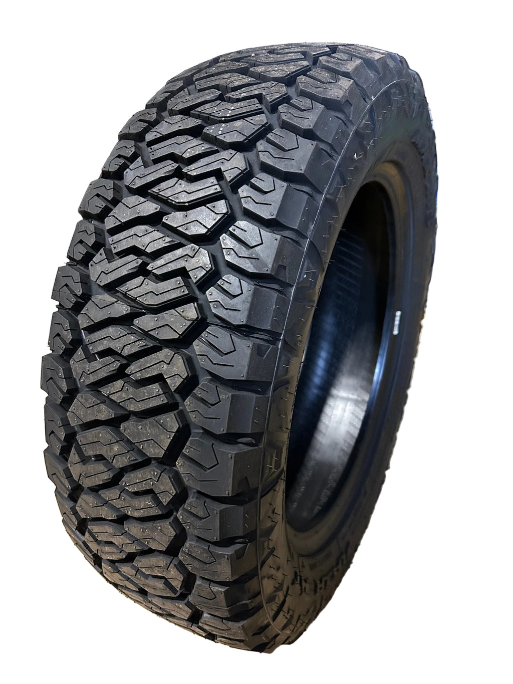 MAXXIS RAZR AT BSW P 225 60 17 103H ALL TERRAIN TIRE TP00250800
