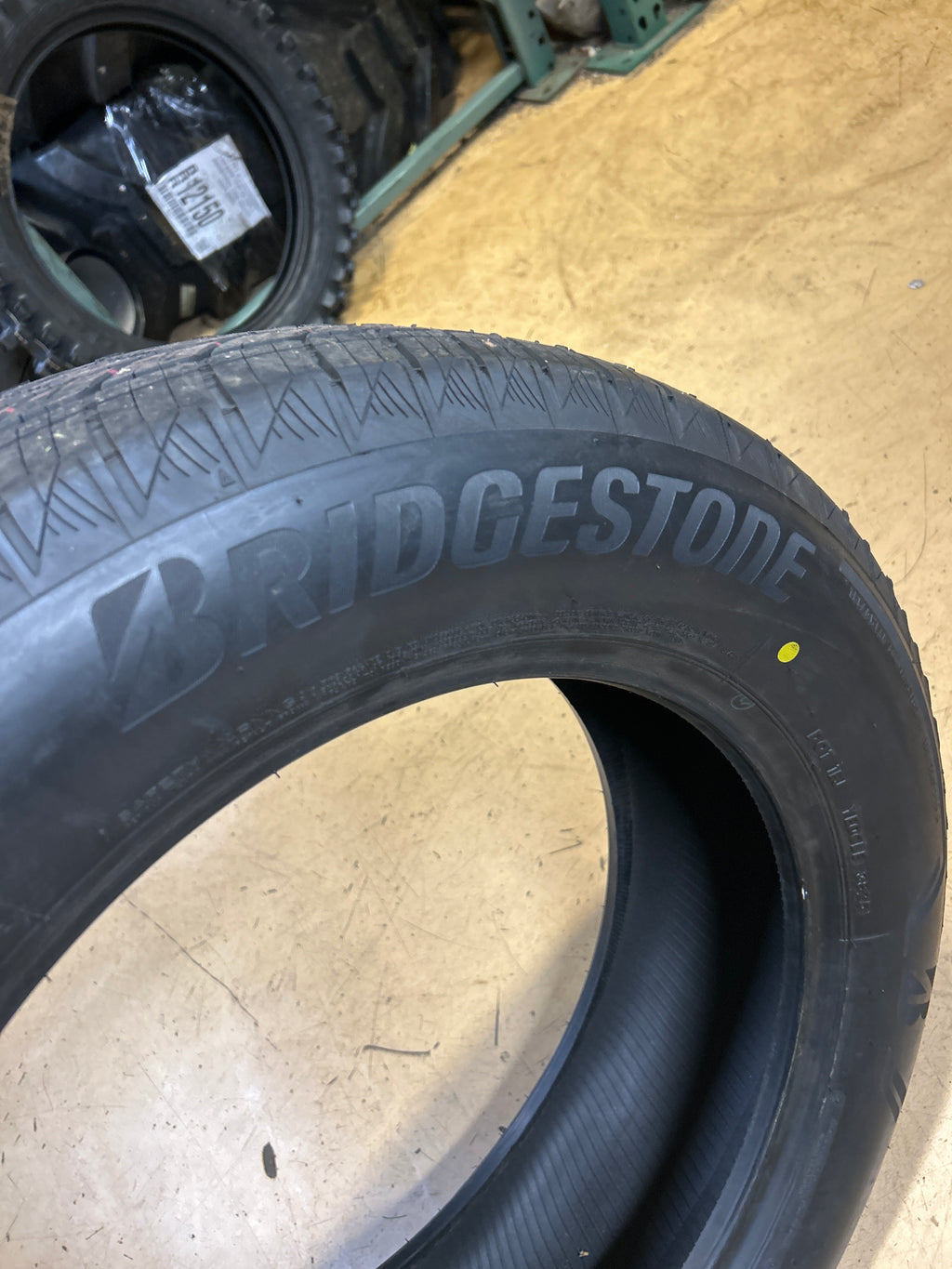BRIDGESTONE ALENZA AS SPORT BSW P 235 60 19 103V ALL SEASON TIRE 014874