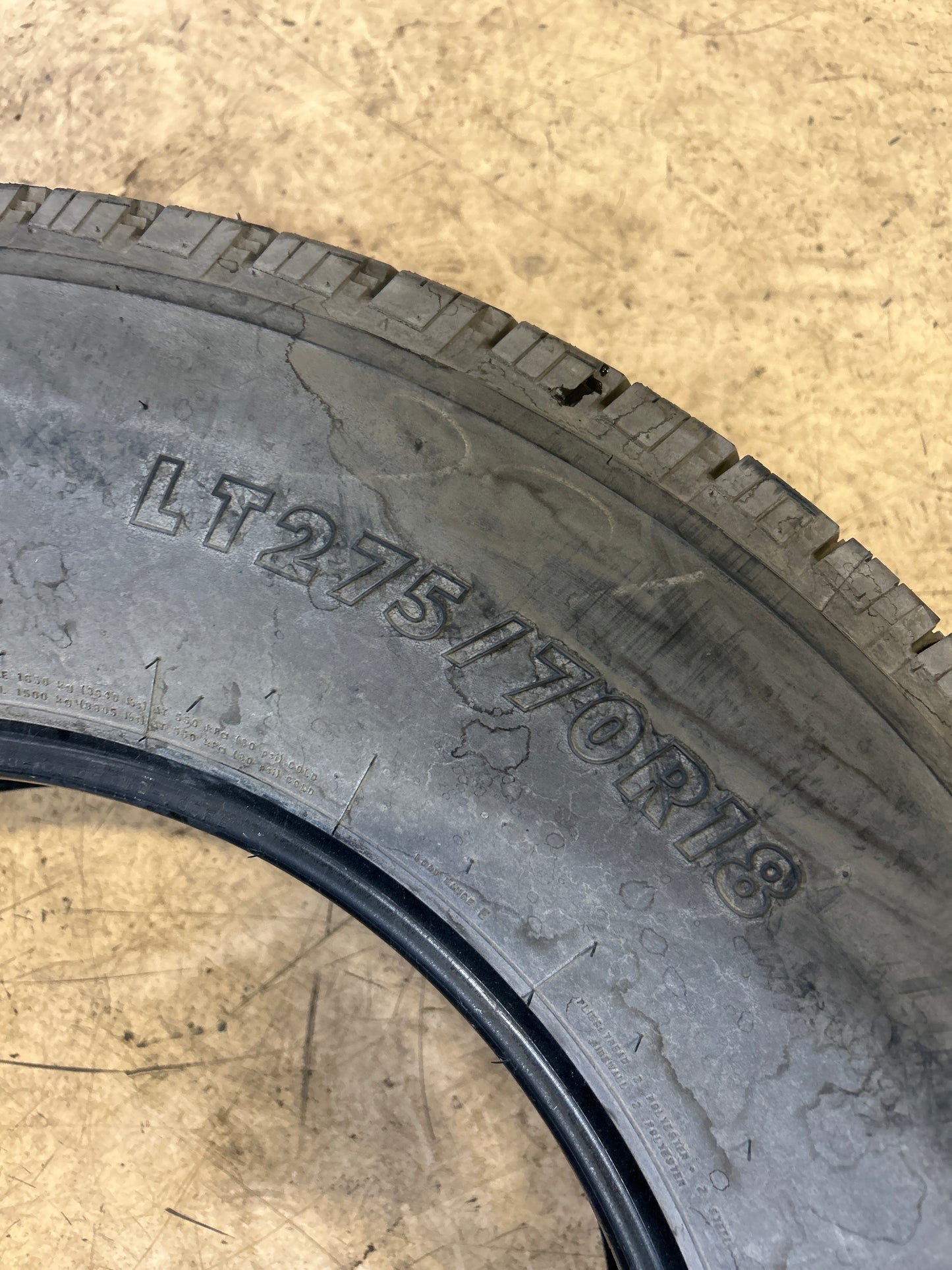 NOS FIRESTONE TRANSEORCE HT BSW LT 275 70 18 125/122 ALL SAESON  TIRE 250109