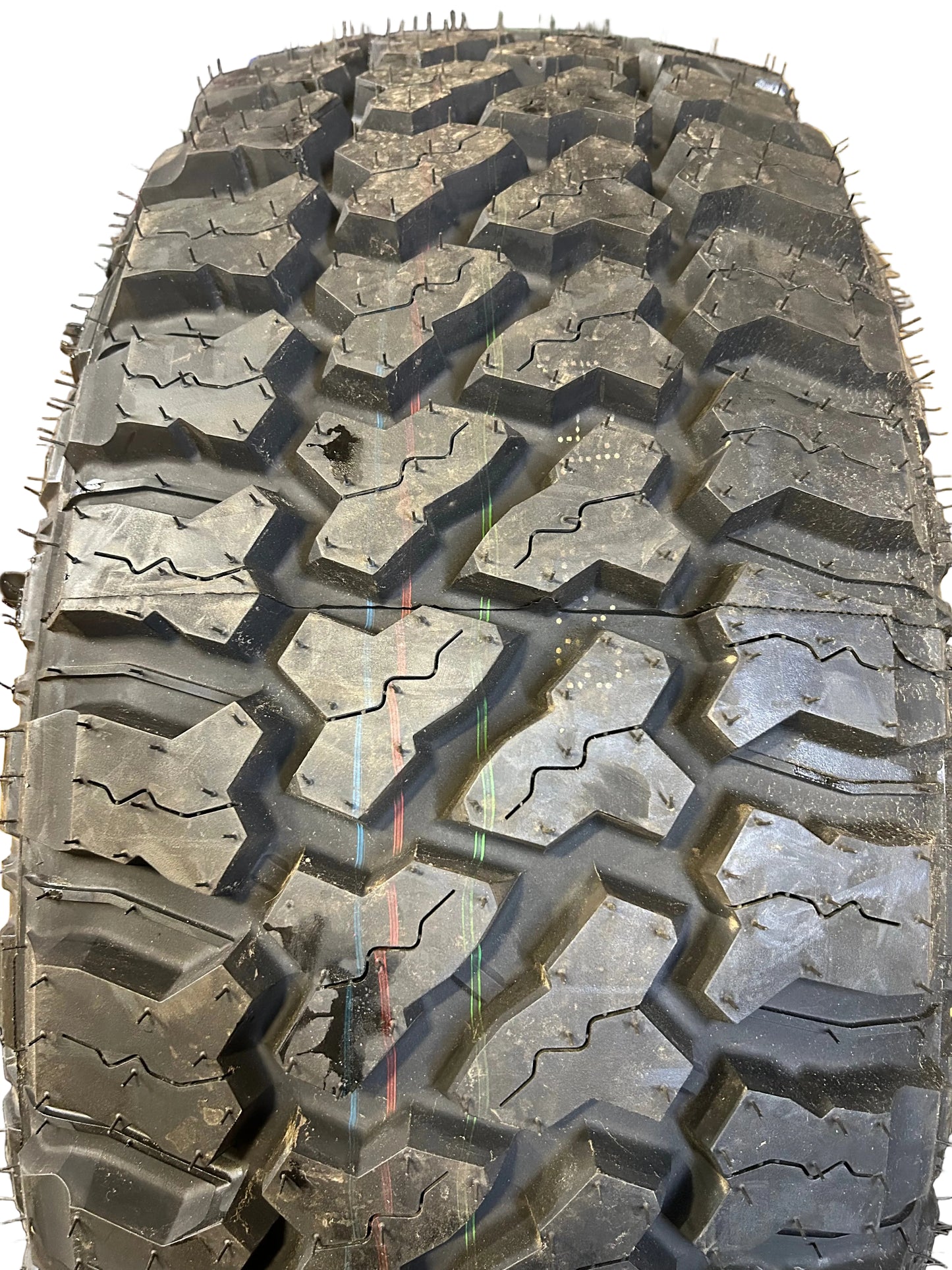 FURY COUNTRY HUNTER M/T BSW LT 35 12.5 24 114Q 10PLY MUD TIRE FCH35125024