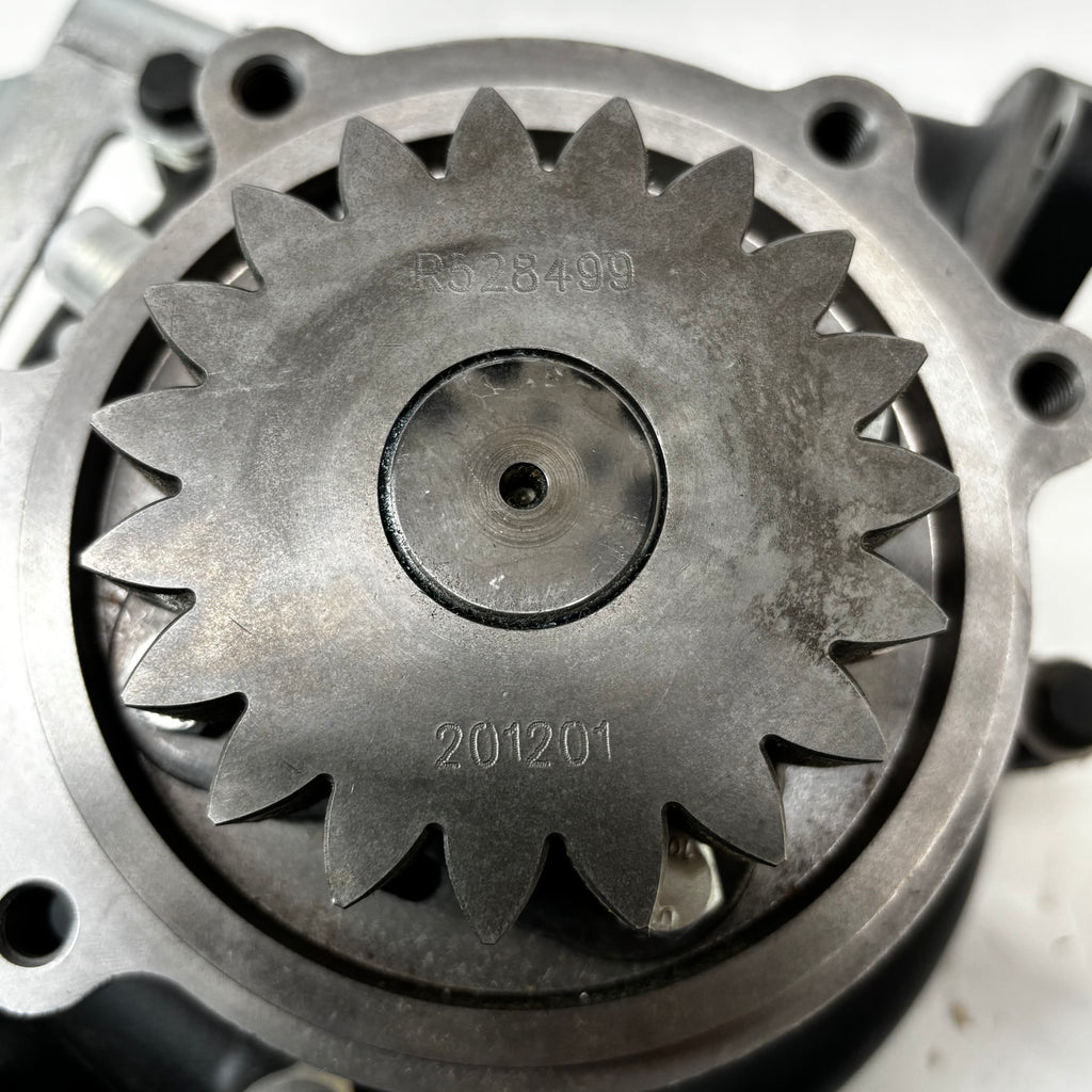 GENUINE JOHN DEERE WATER PUMP TRACTOR DOZER LOADER COMBINE DZ115195 R586756