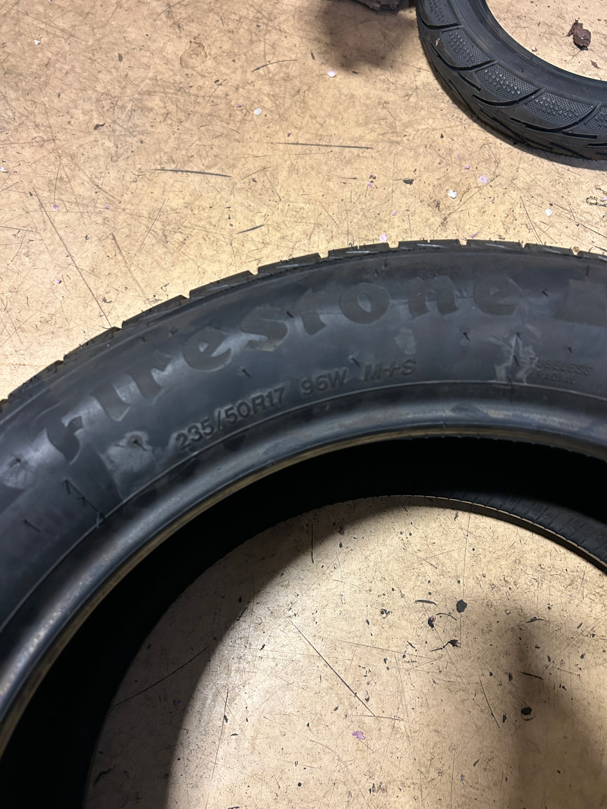 2 NOS FIRESTONE FIREHAWK PURSUIT BSW P 235 50 17 96W ALL SEASON TIRE 011494