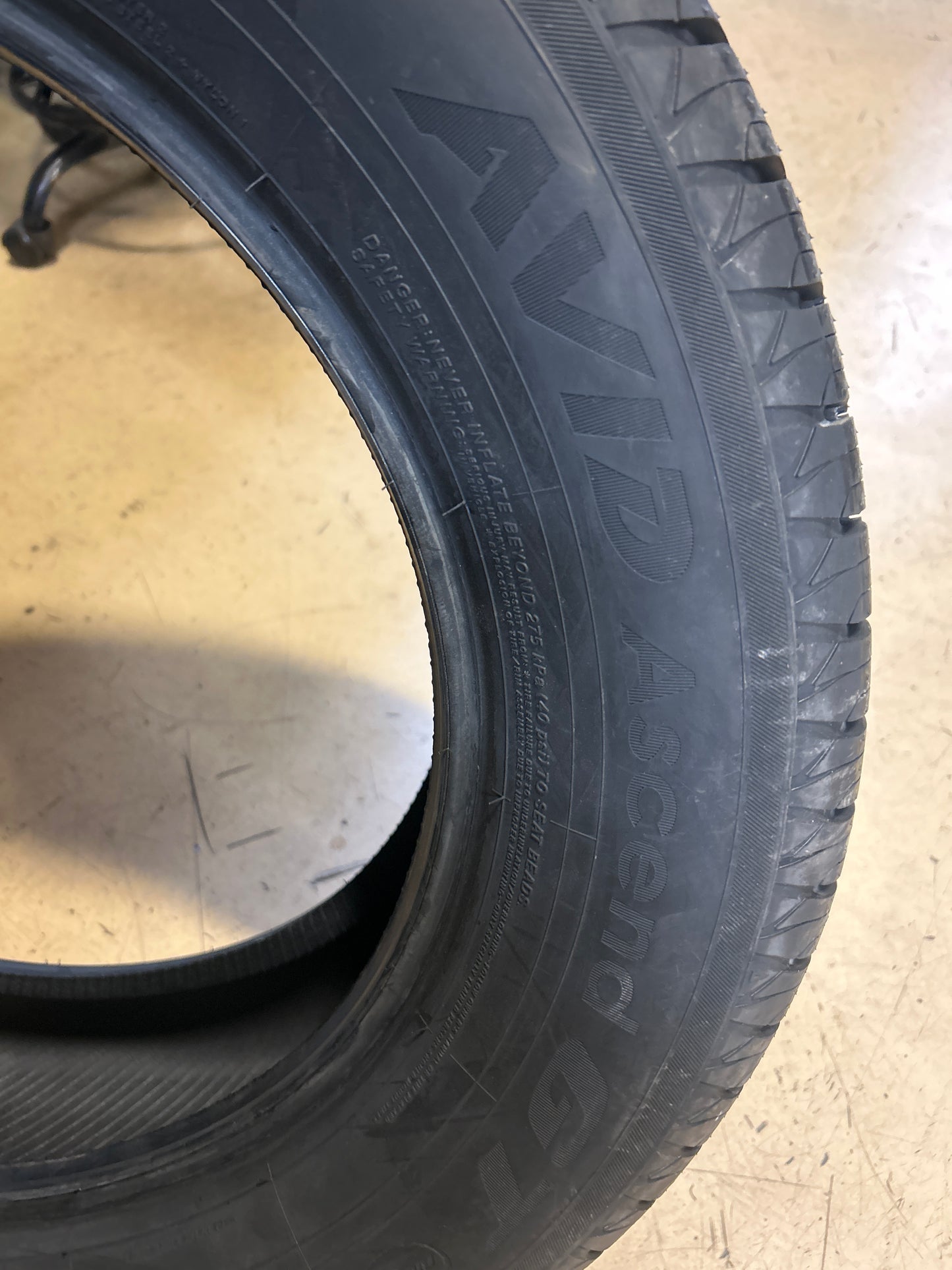 2 YOKOHAMA AVID ASCEND GT BSW P 235 60 18 107V ALL SEASON TIRE 110132756