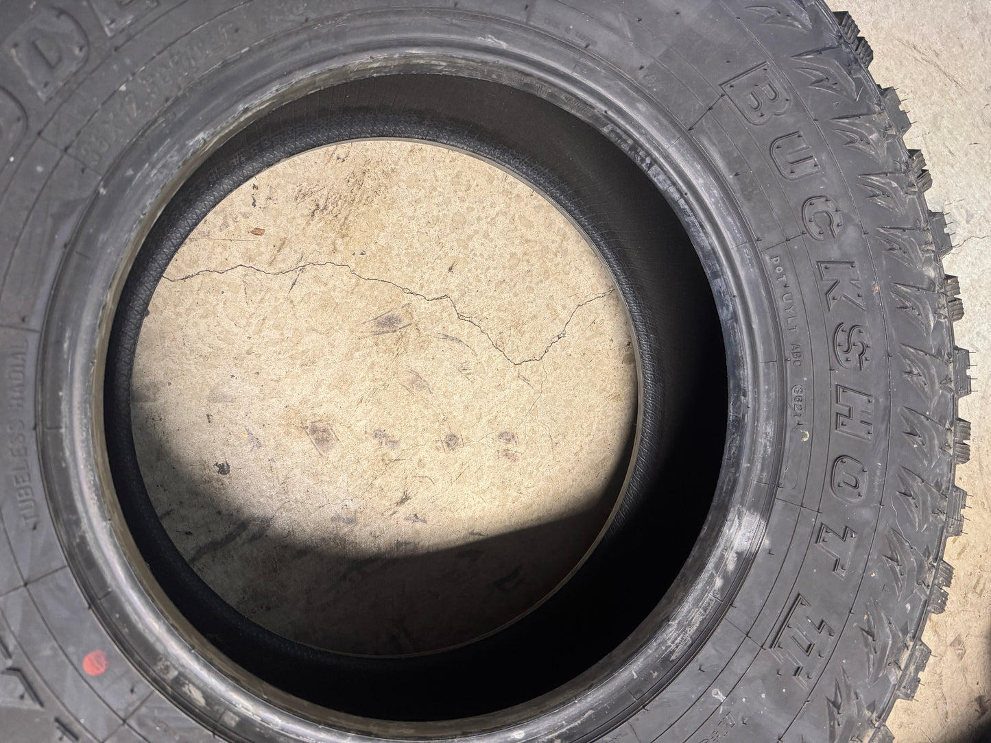 NOS MAXXIS MUDDER BUCKSHOT II MT-764 BSW LT 35 12.5 18 123Q 10PLY TIRE TL00498100