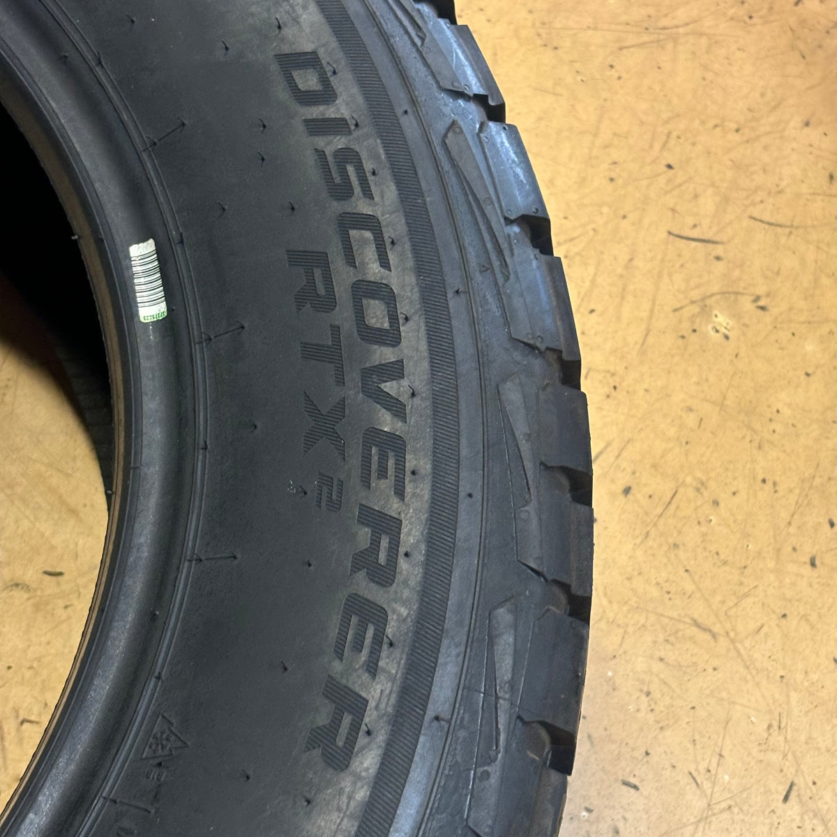COOPER DISCOVERER RTX2 BSW P 275 60 20 115T SL ALL TERRAIN TIRE 90000082080