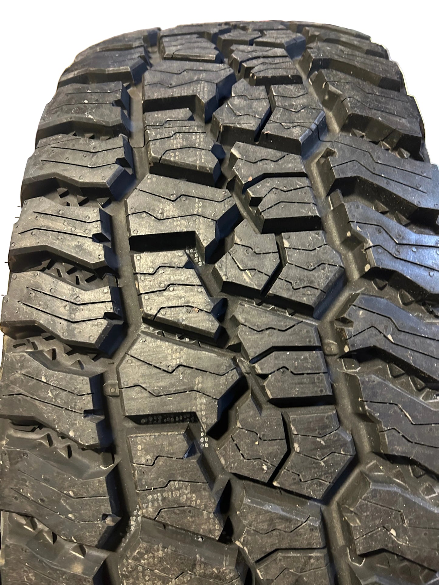 MICKEY THOMPSON BAJA BOSS A/T BSW LT 295 70 17 121/118Q 10PLY  TIRE 331021001