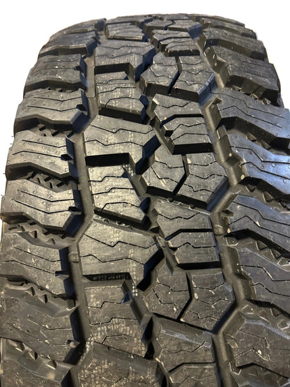 MICKEY THOMPSON BAJA BOSS A/T BSW LT 295 70 17 121/118Q 10PLY  TIRE 331021001