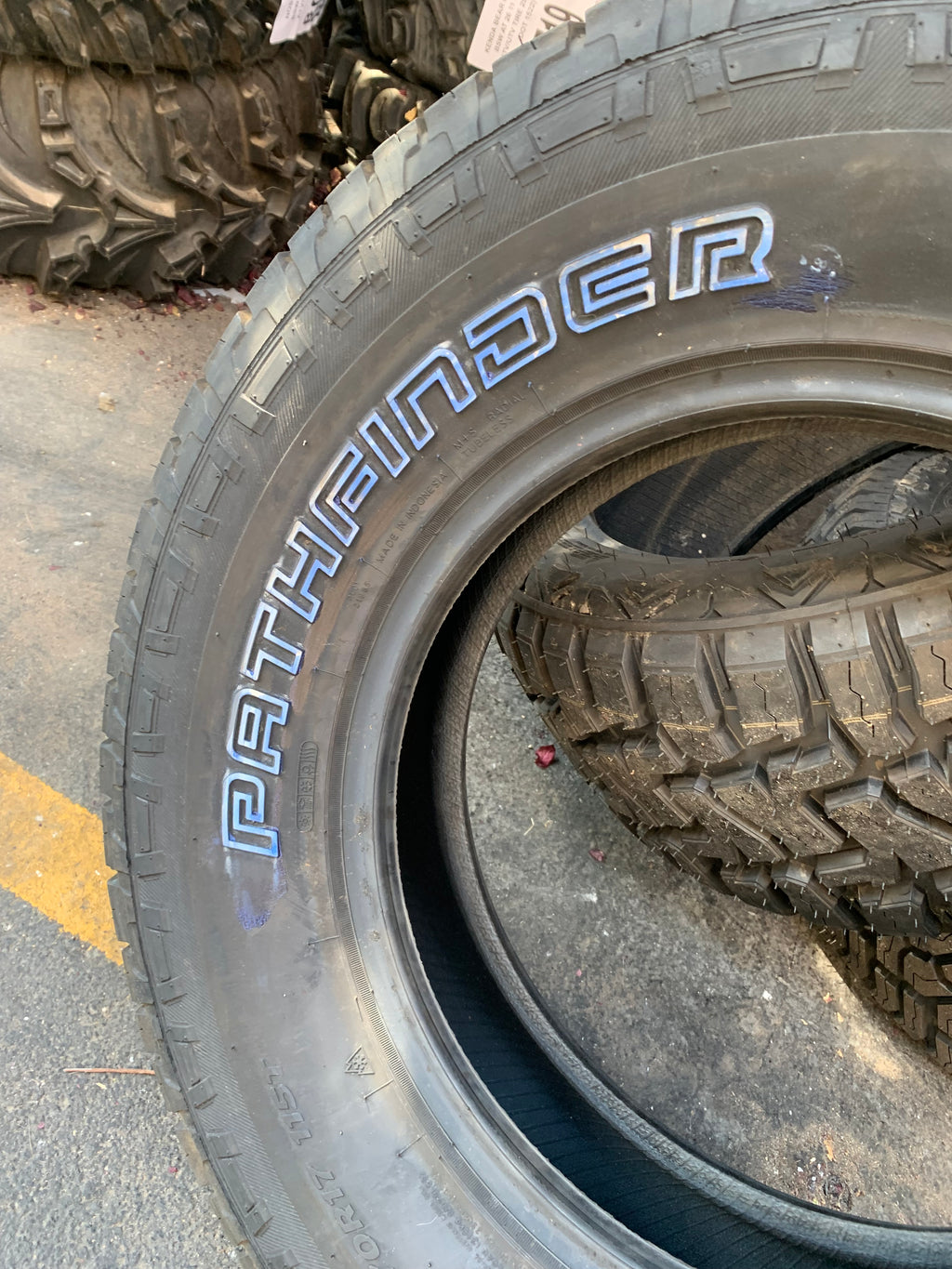 PATHFINDER ALL TERRAIN OWL P 265 70 17 115T ALL TERRAIN TIRE 2657017