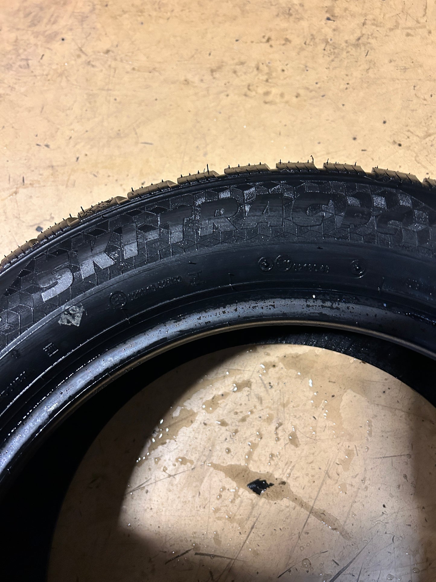 ARMSTRONG SKI-TRAC PC BSW P 205 55 16 91H WINTER TIRE 1200050997