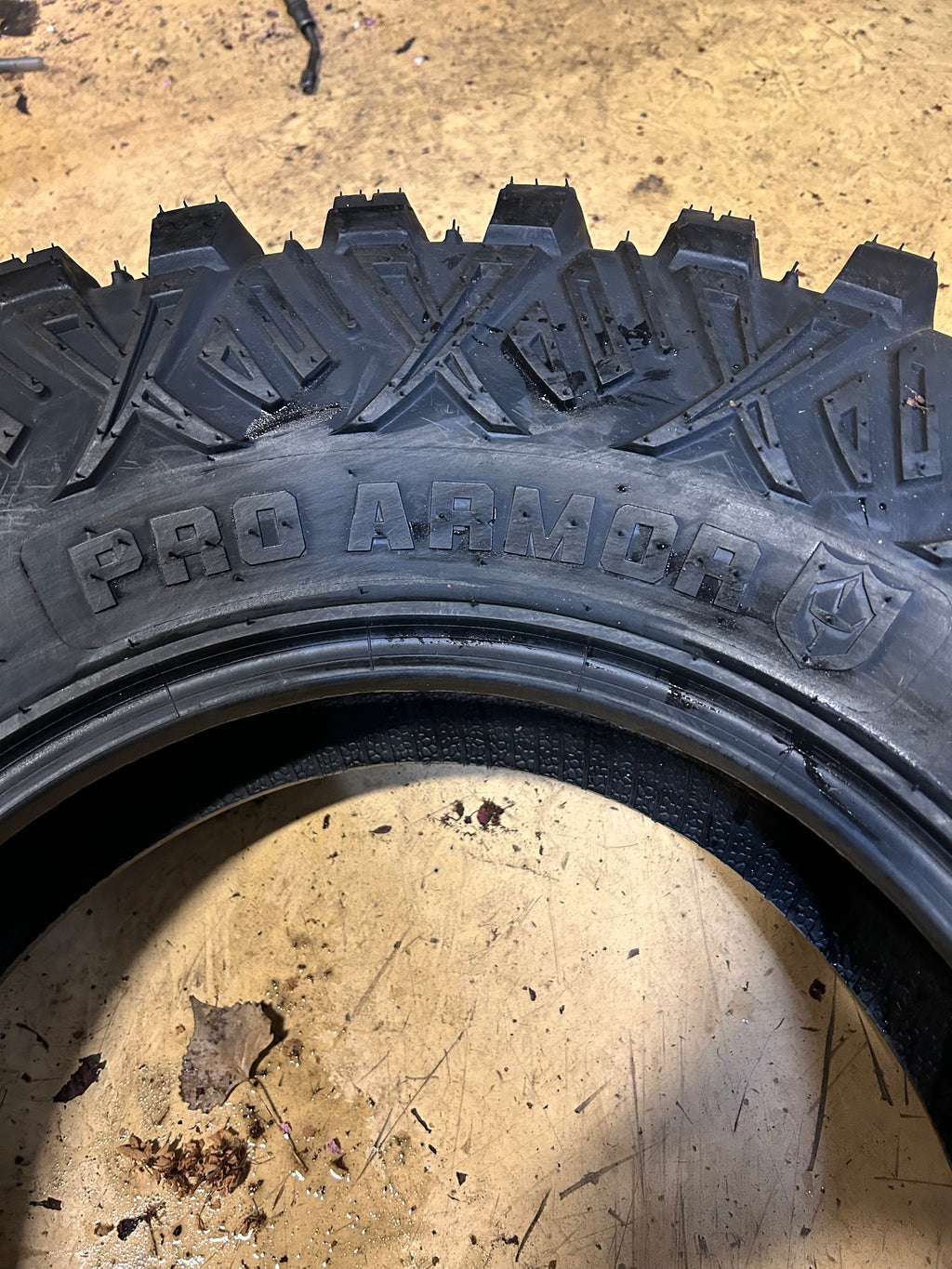 PRO ARMOR CRAWLER XG BSW 33 10 16 8PLY ATV/UTV TIRE T331016XG
