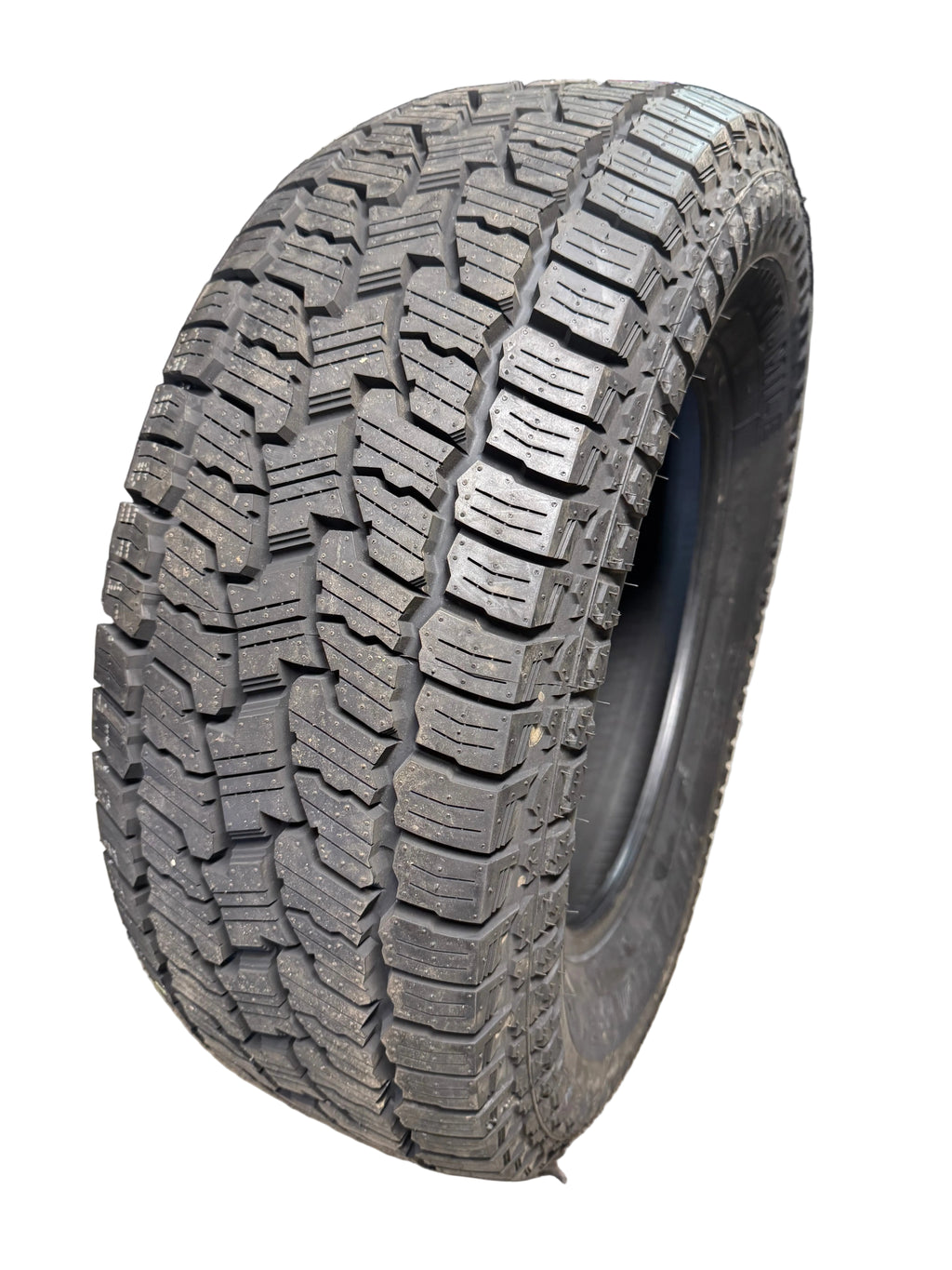 MULTI-MILE WILD COUNTRY XTX AT4S BSW P 265 65 17 112T ALL TERRAIN TIRE MMXTA58