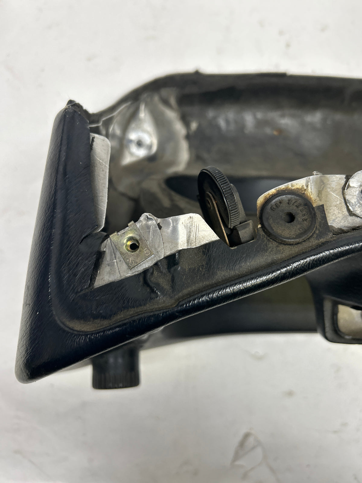 PORSCHE 78-89 PORSCHE 928 BLACK CLUSTER POD TRIM