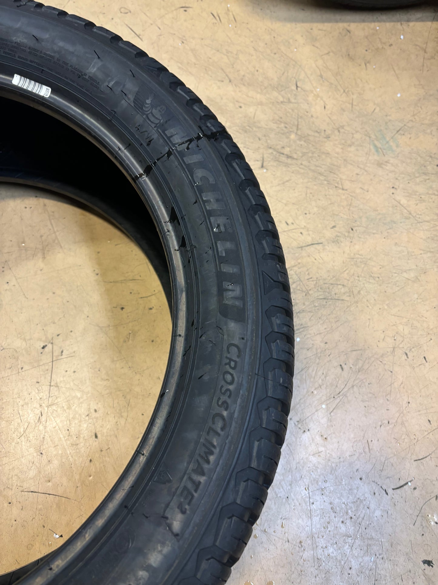 2 MICHELIN CROSSCLIMATE 2 P 255 45 19 104V XL ALL WEATHER TIRE 23187