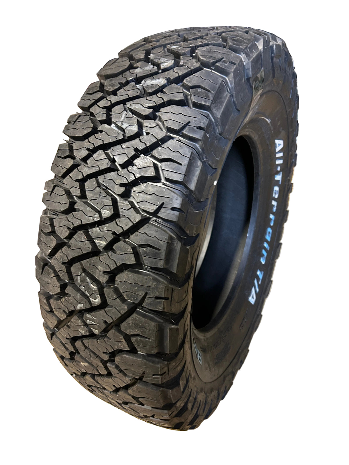 BFGOODRICH ALL TERRAIN T/A KO3 RWL LT 265 70 17 112/109S 6PLY TIRE 59614